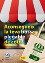 Repartiment de bosses de cotó plegables a Sant Adrià Nord