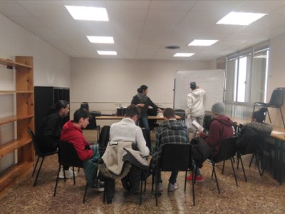 Alumnes del PFI i la UEC participen en un taller de sensibilització envers el consum drogues
